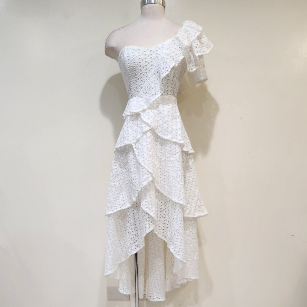 💋UBER GORGE!💋White Floral Crochet One Shoulder Ruffled Asymmetrical Dress - Picture 12 of 16